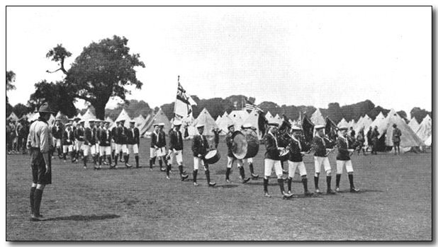 1920-wj1-gibralter-sea-scouts.jpg (49830 bytes)